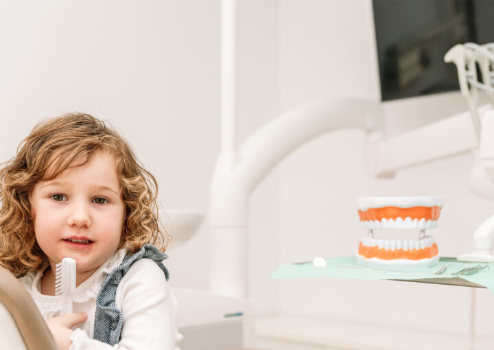 odontopediatria qual a altura certa para levar ao dentista